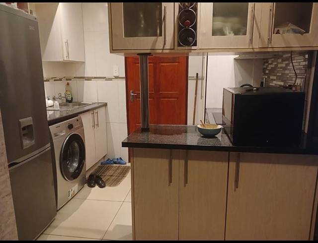 2 BEDROOM HOUSE FOR SALE IN CLAYVILLE